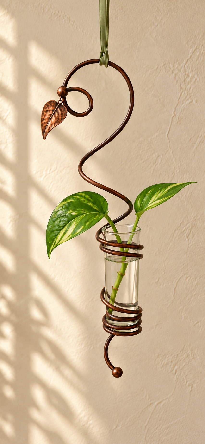 Hammered copper hanging propagation vase propagation station